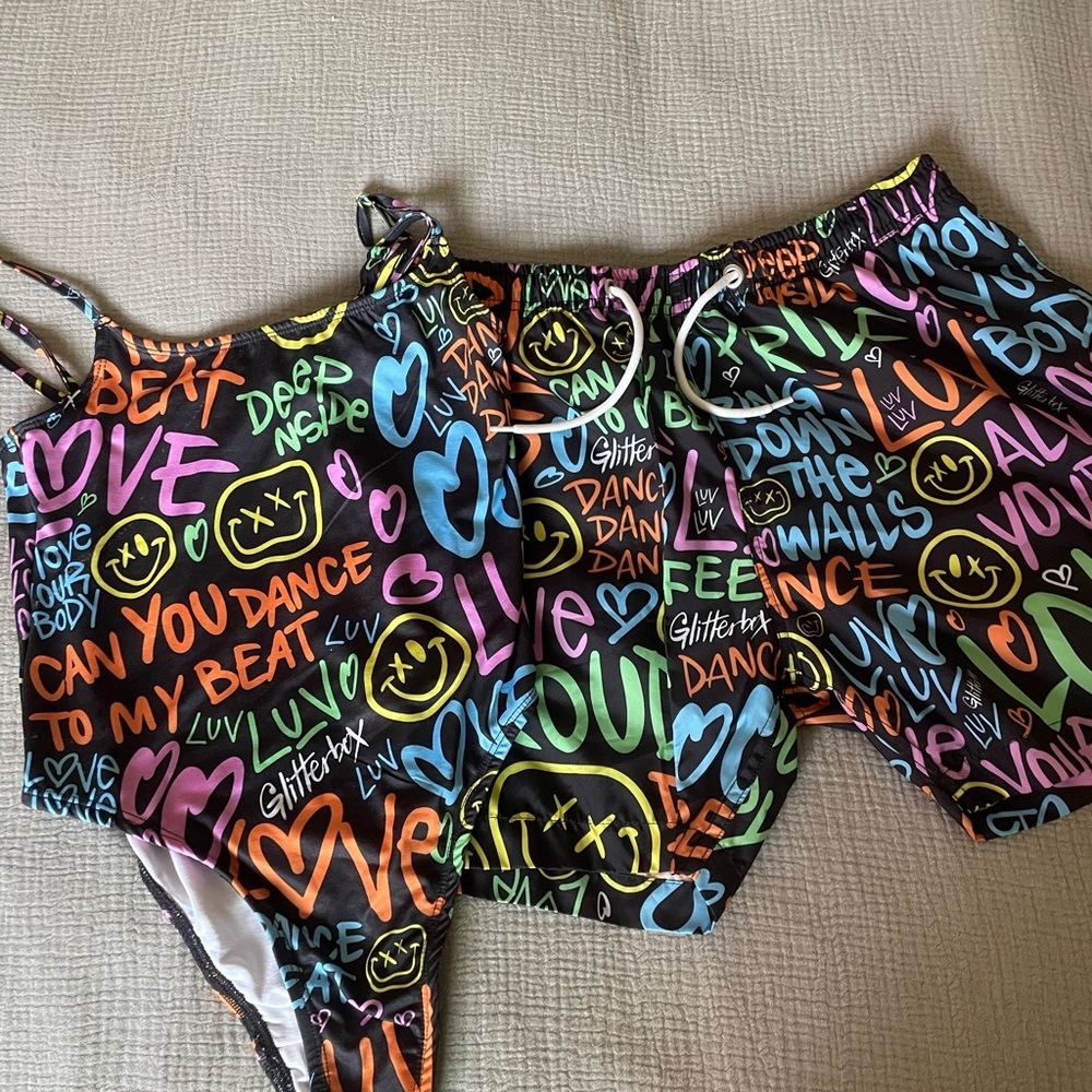 Vibrant Graphic Women's One Piece Swimsuit